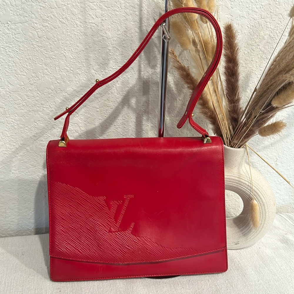Authentic LOUIS VUITTON Opera line Delph Shoulder Bag Red